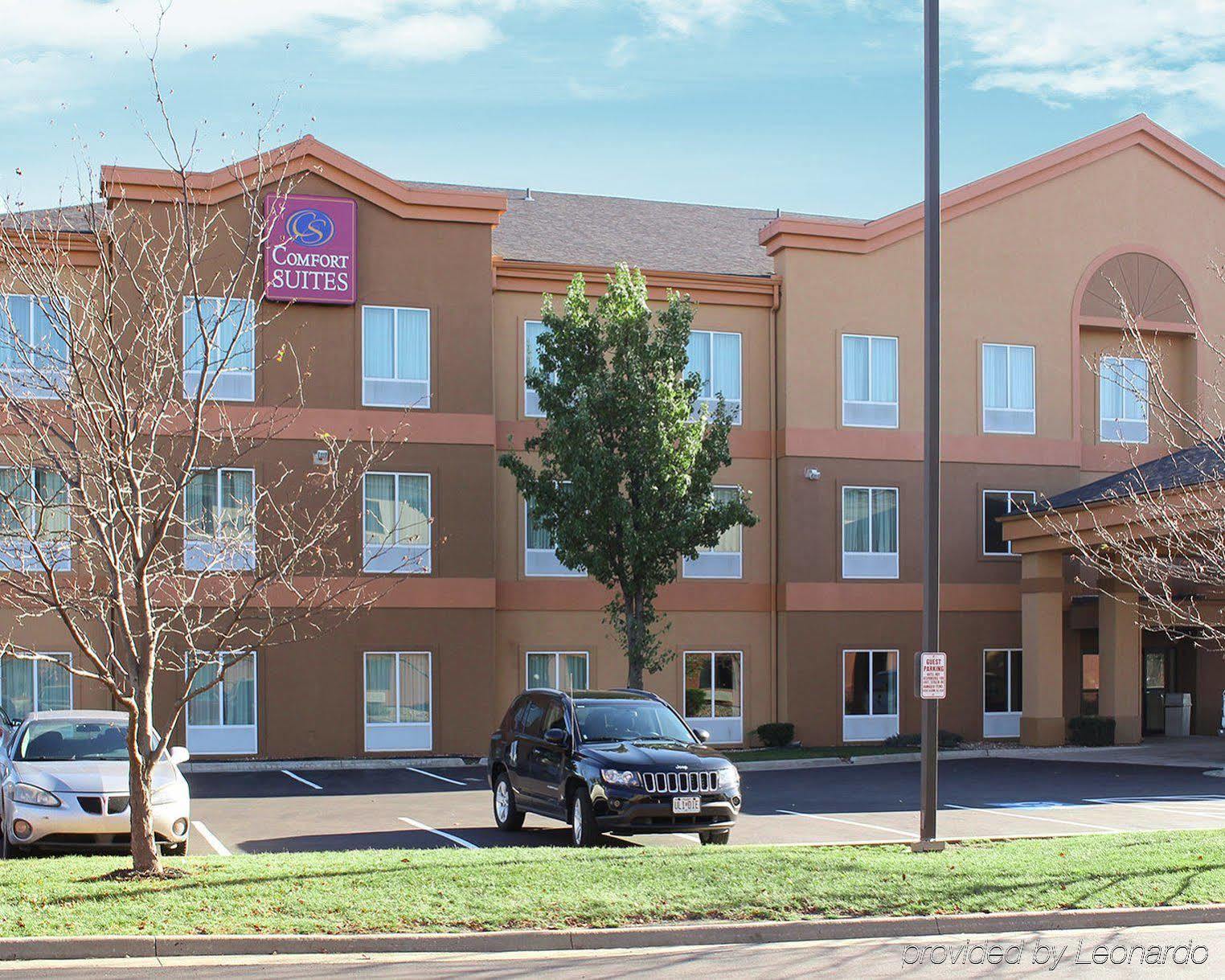 Comfort Suites Kansas City-Liberty Exterior photo